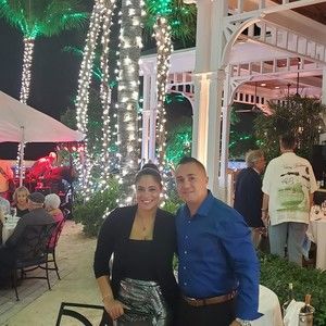 Meet your Posher, Dennise